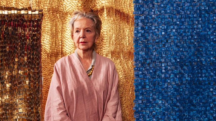 Превью: большая ретроспектива Ольги де Амараль, колумбийской художницы по волокну, осенью в Фонде Картье — FIRSTonline