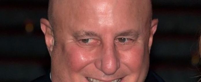 Рон Перельман продал коллекцию произведений искусства на 963 миллиона долларов, чтобы расплатиться с банками