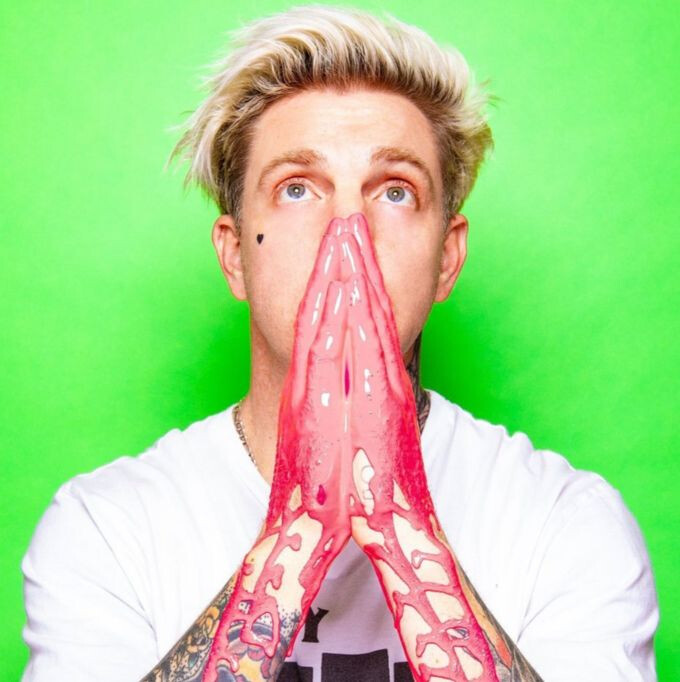 Чад Кантколор: динамичный провидец современного поп-арта