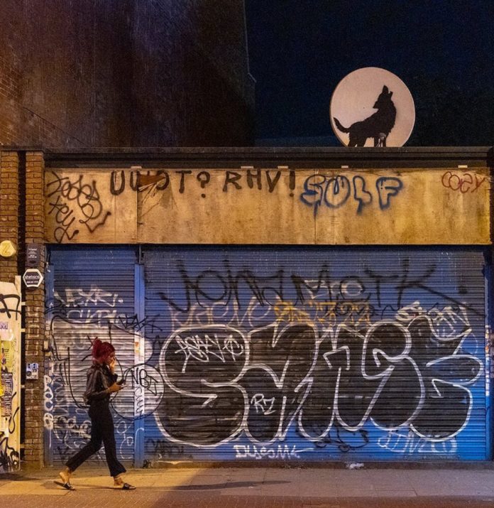 Последний шедевр Бэнкси исчез