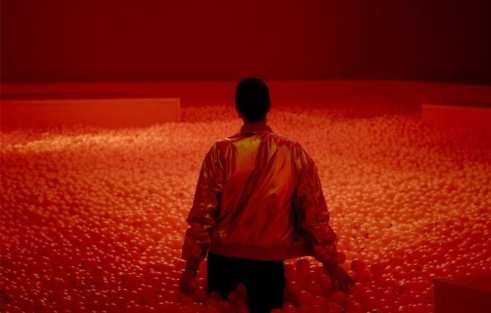 EmotionAir: сенсорное путешествие по надувному искусству в Сан-Франциско