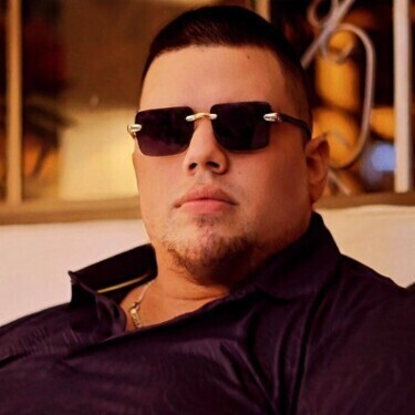 Алессандро Дешон: мощный голос в центральноамериканском неоэкспрессионистском искусстве