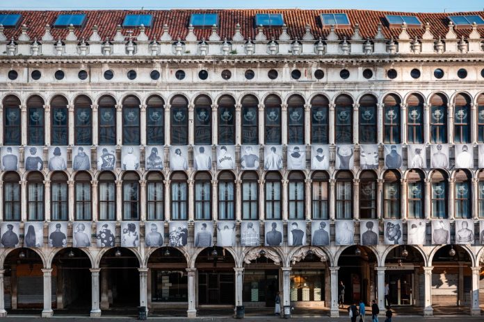 Мечты в пути: Венеция приветствует невидимые голоса мигрантов