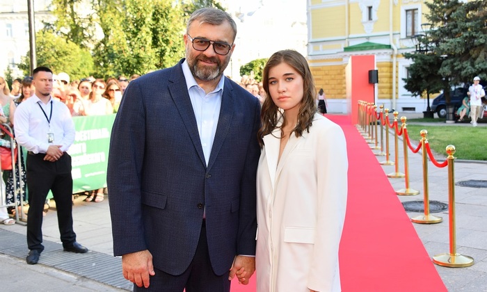 Дочь Пореченкова: «Мечтаю сыграть с папой» - фото