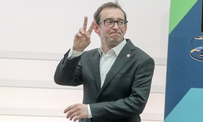 Хабенский и Безруков попали под раздачу