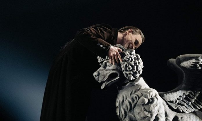 Фауст: Мгновенье, прекрасно ты, продлись, постой!