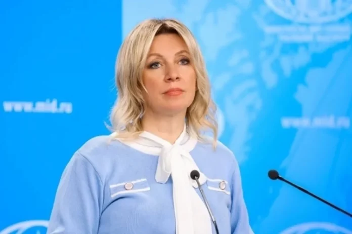 Захарова назвала запрет русских песен в Прибалтике «жизнью вурдалаков»