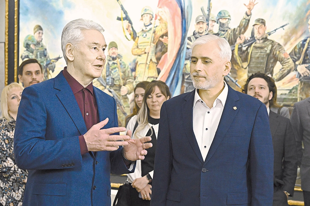Сергей Собянин и Василий Нестеренко на открытии нового здания галереи художника.